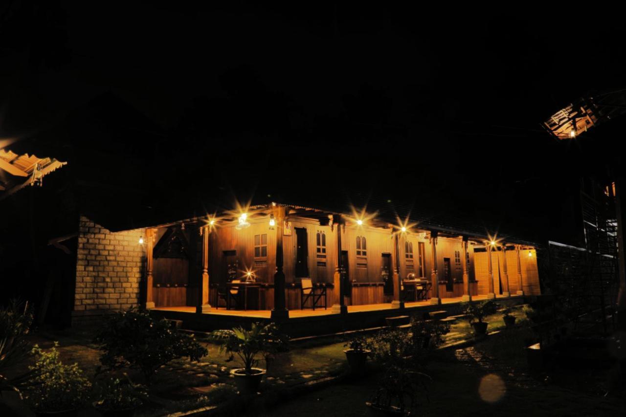 Alappuzha Kuttichira Heritage Home מראה חיצוני תמונה