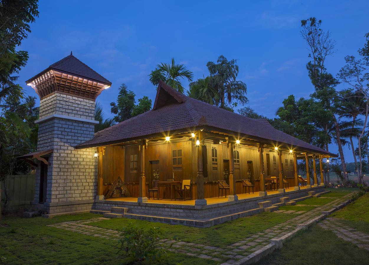 Alappuzha Kuttichira Heritage Home מראה חיצוני תמונה